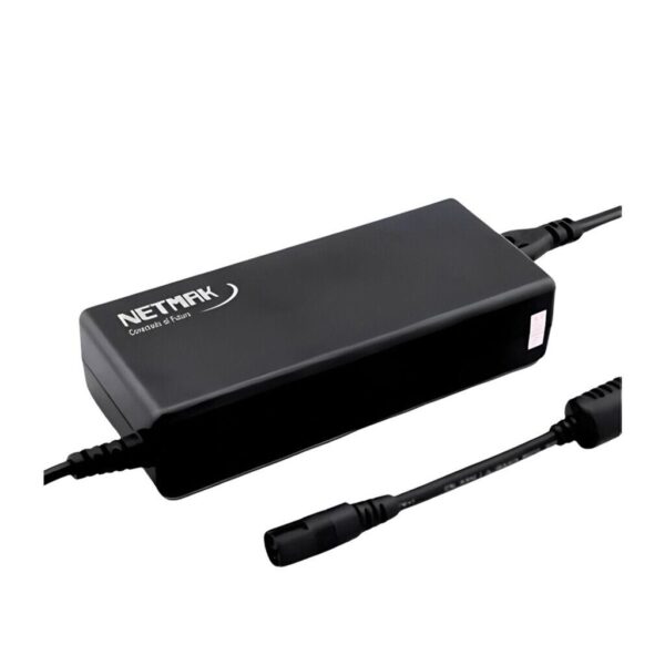 Cargador Universal De Notebook Automatico 90W Netmak 12v A 24v 10 Puntas